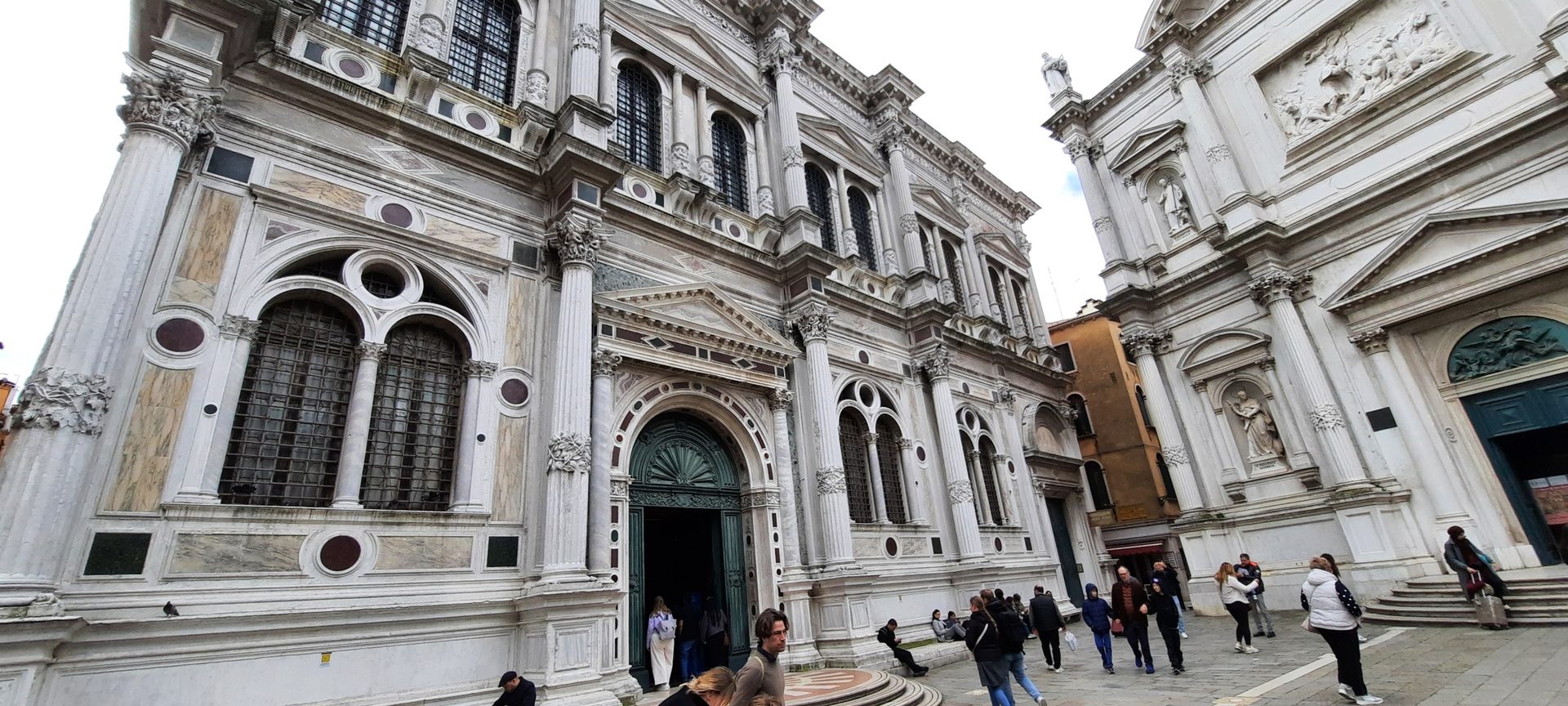 Scuola Grande di San Rocco, Venice - 00.jpg